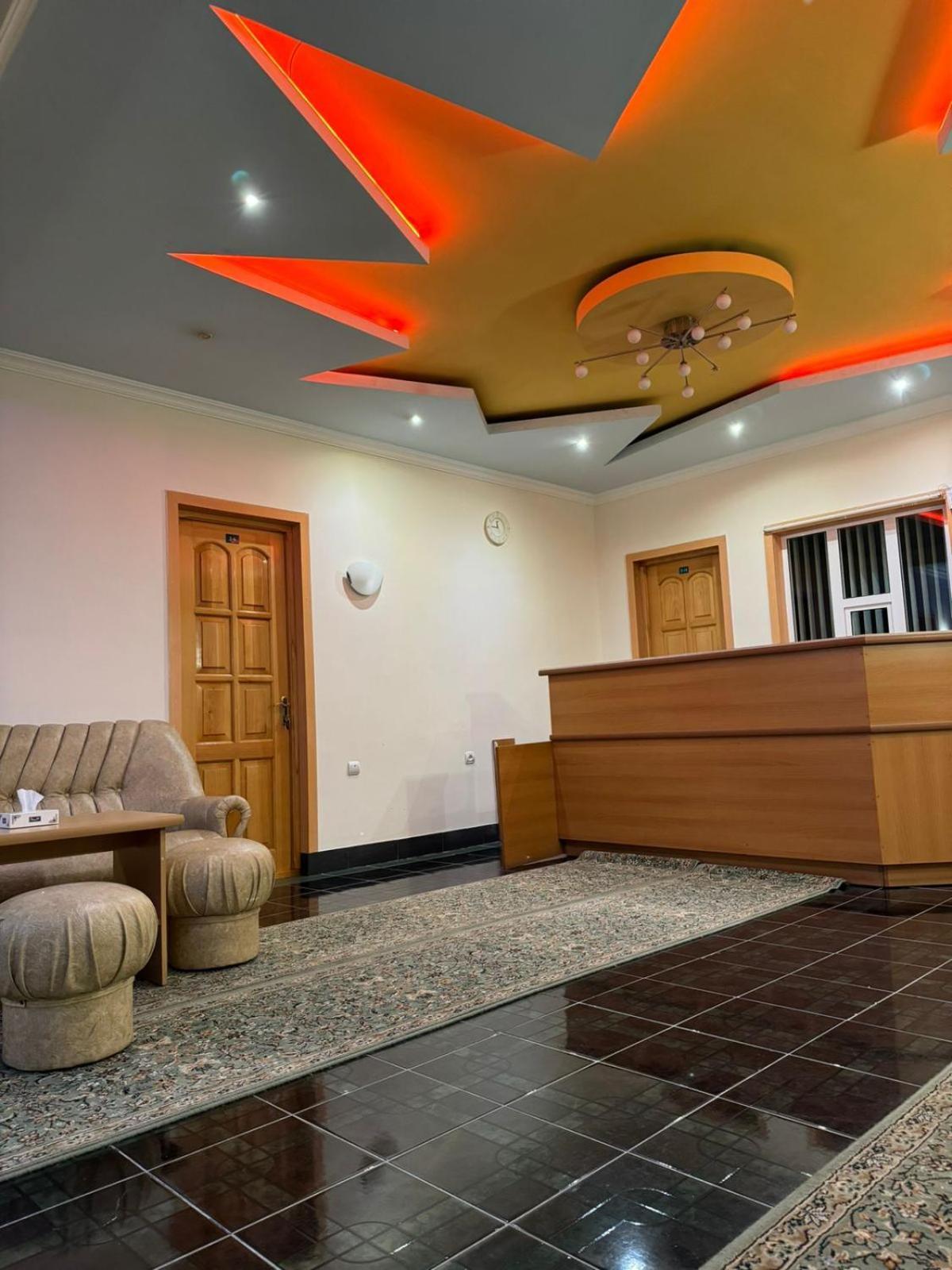 Lalaner Hotel Sisian Luaran gambar