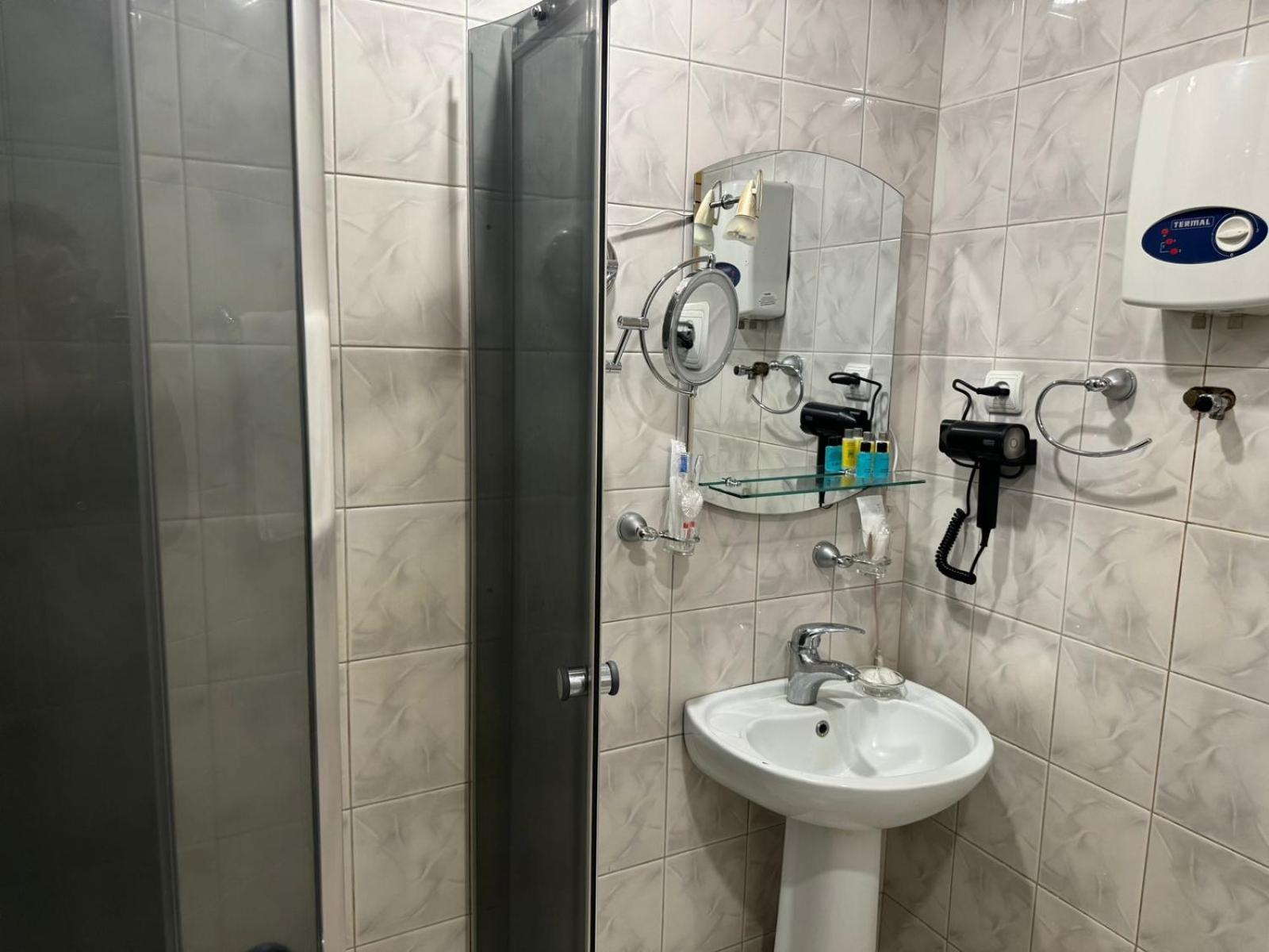 Lalaner Hotel Sisian Bilik gambar