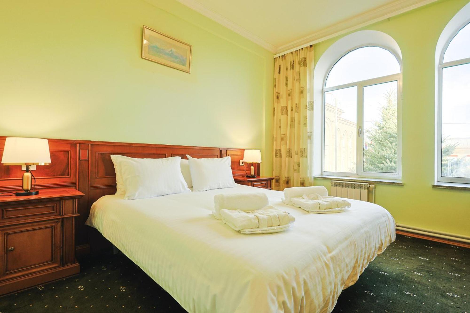 Lalaner Hotel Sisian Luaran gambar