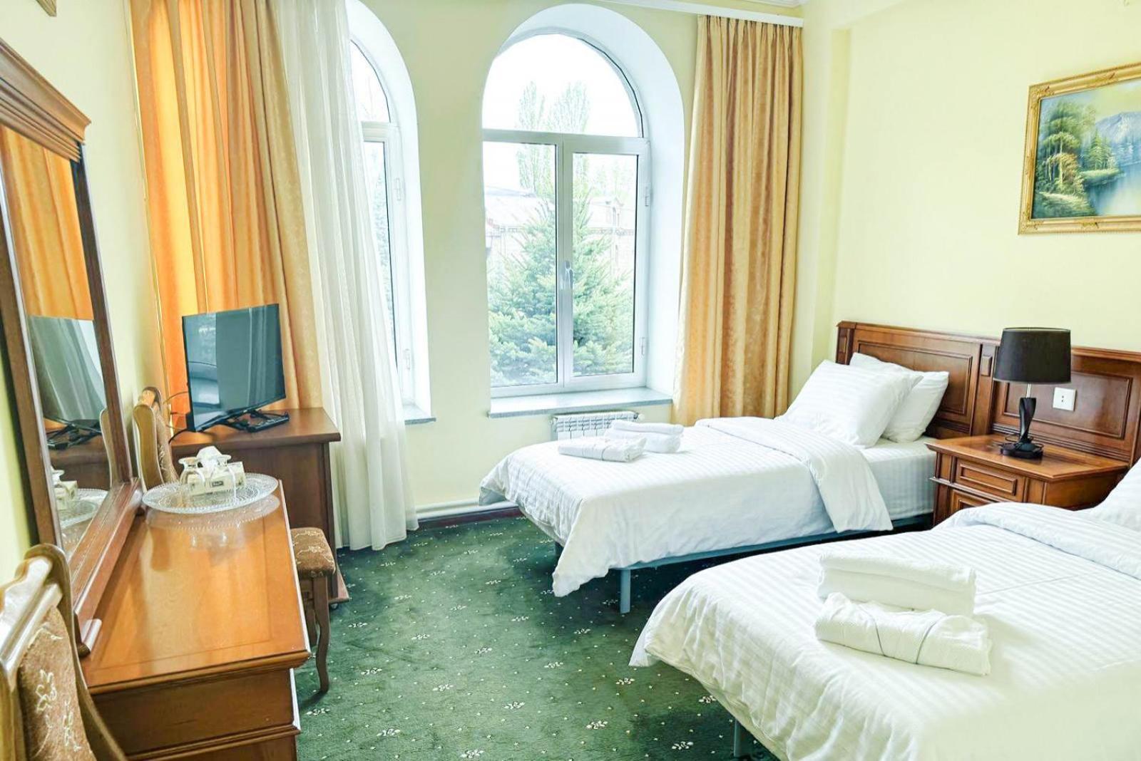 Lalaner Hotel Sisian Luaran gambar