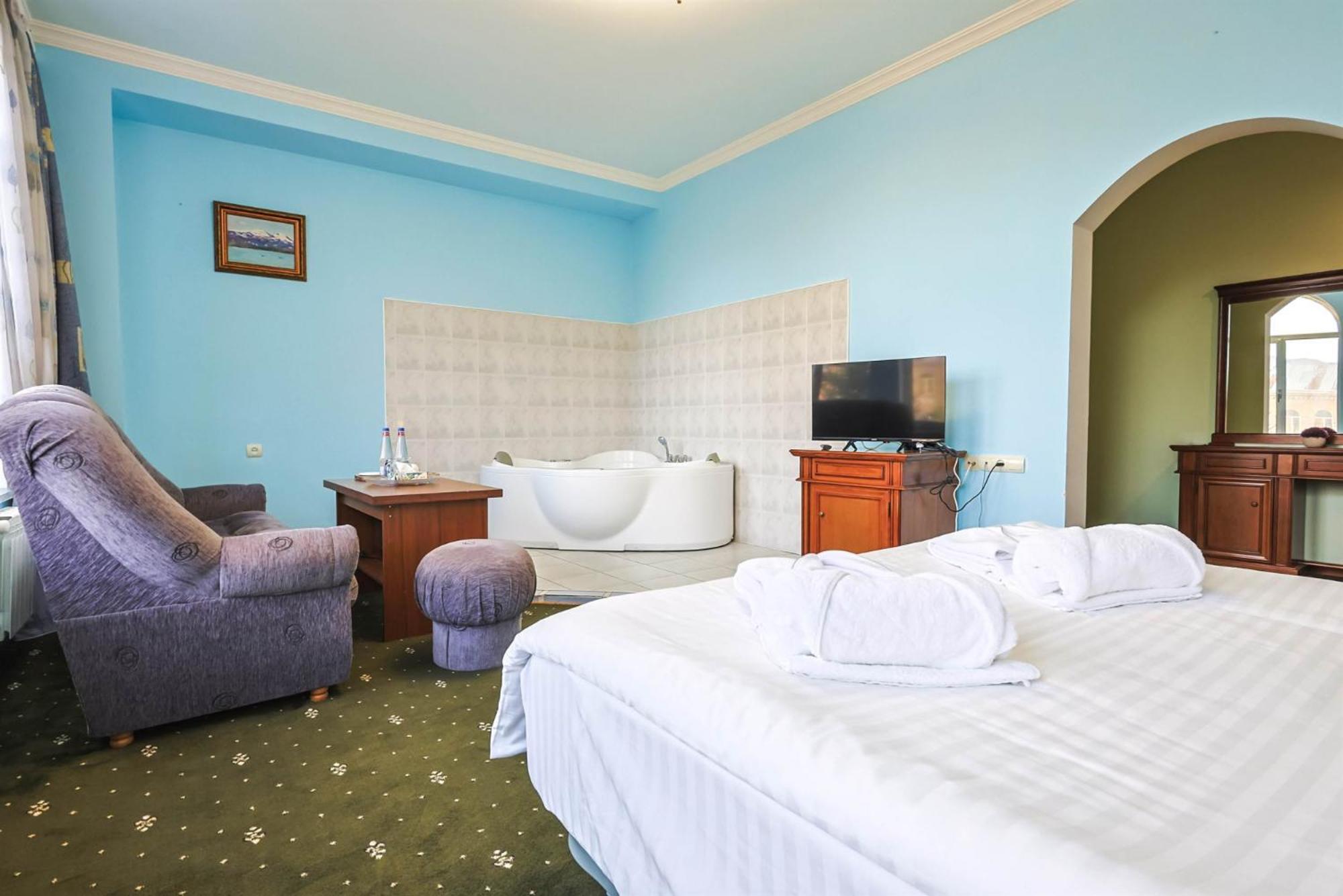 Lalaner Hotel Sisian Luaran gambar